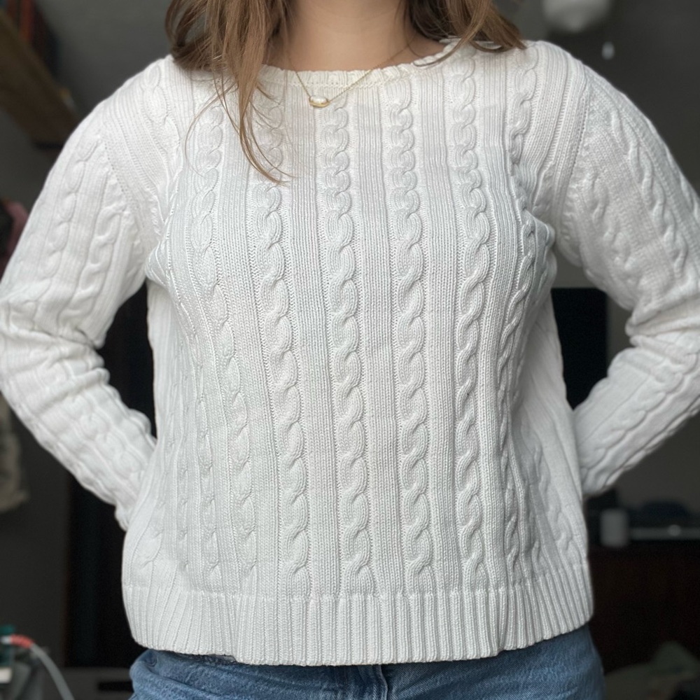 Vintage Women's White Cable Knit Sweater